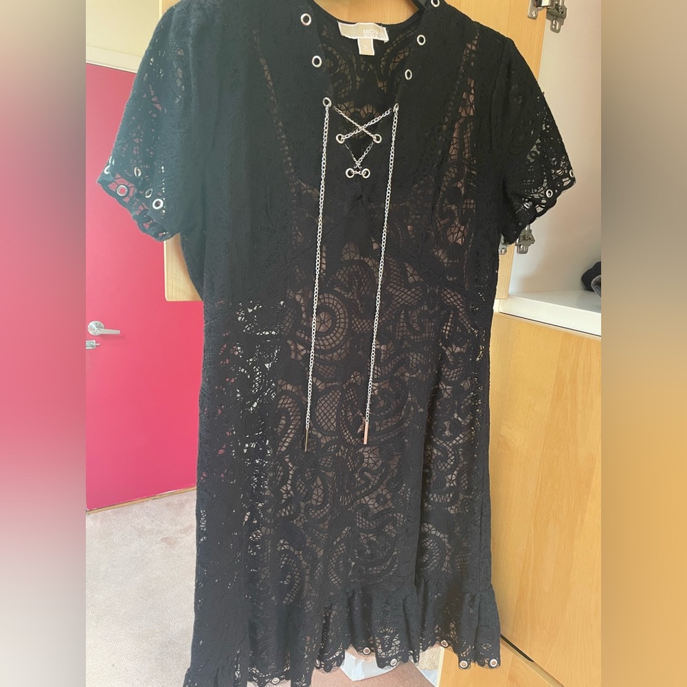 Michael Kors eyelet lace dress with chain - size XL